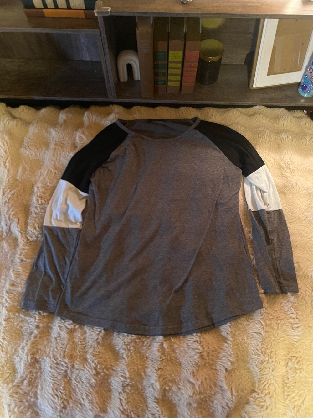 Long Sleeve Colorblock Raglan Tee - Gray/Black/White